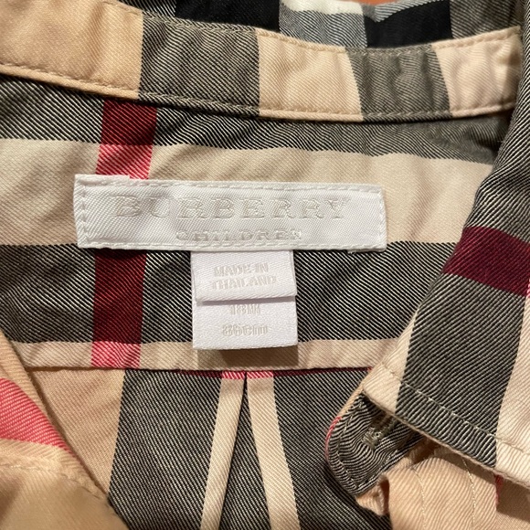 Burberry button down 18 month - Picture 3 of 6
